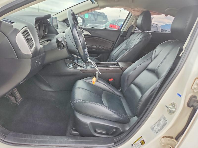 49456156 :رقم المزاد ، 3MZBN1V34JM185250 vin ، 2018 Mazda 3 مزاد بيع
