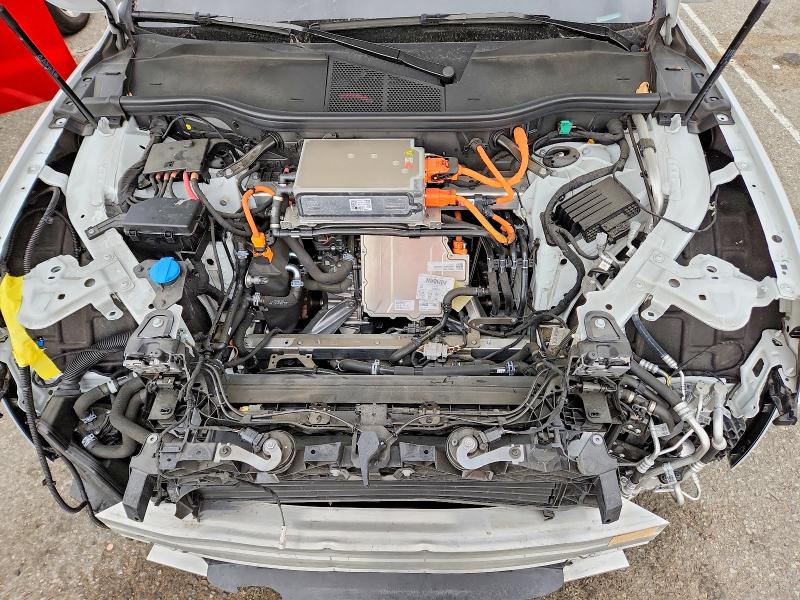 47649736 :رقم المزاد ، WA15AAGE0RB026412 vin ، 2024 Audi Q8 E-tron مزاد بيع