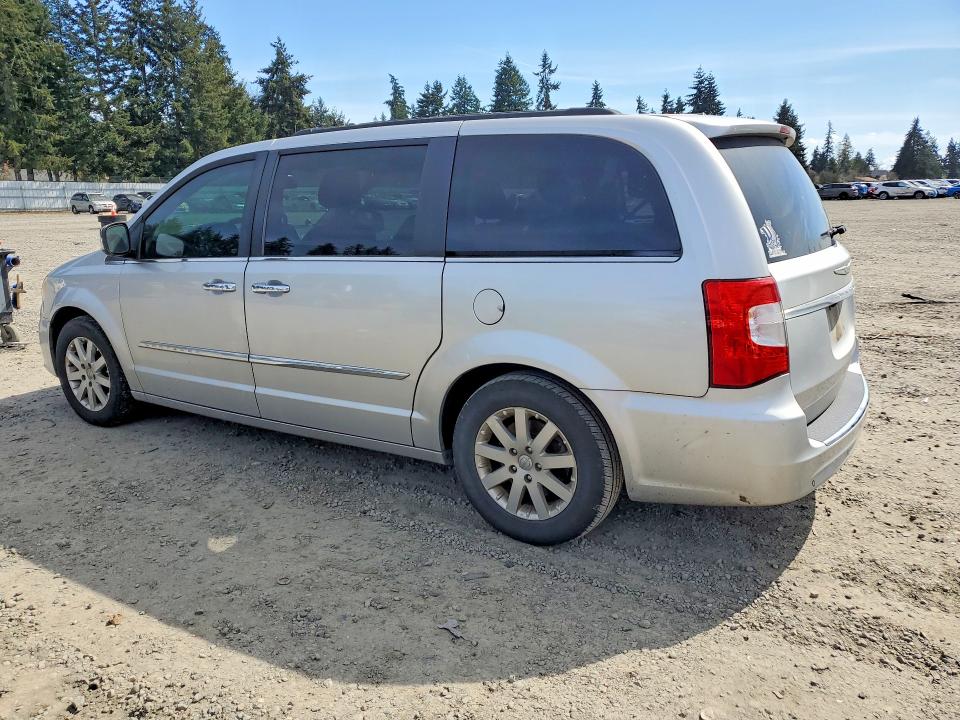 47593566 :رقم المزاد ، 2C4RC1CG6CR233338 vin ، 2012 Chrysler Town & Country مزاد بيع