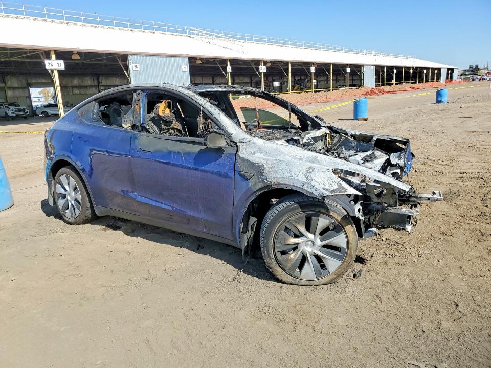 Продажа на аукционе авто 2023 Tesla Model Y, vin: 7SAYGAEE7PF966188, номер лота: 51724966