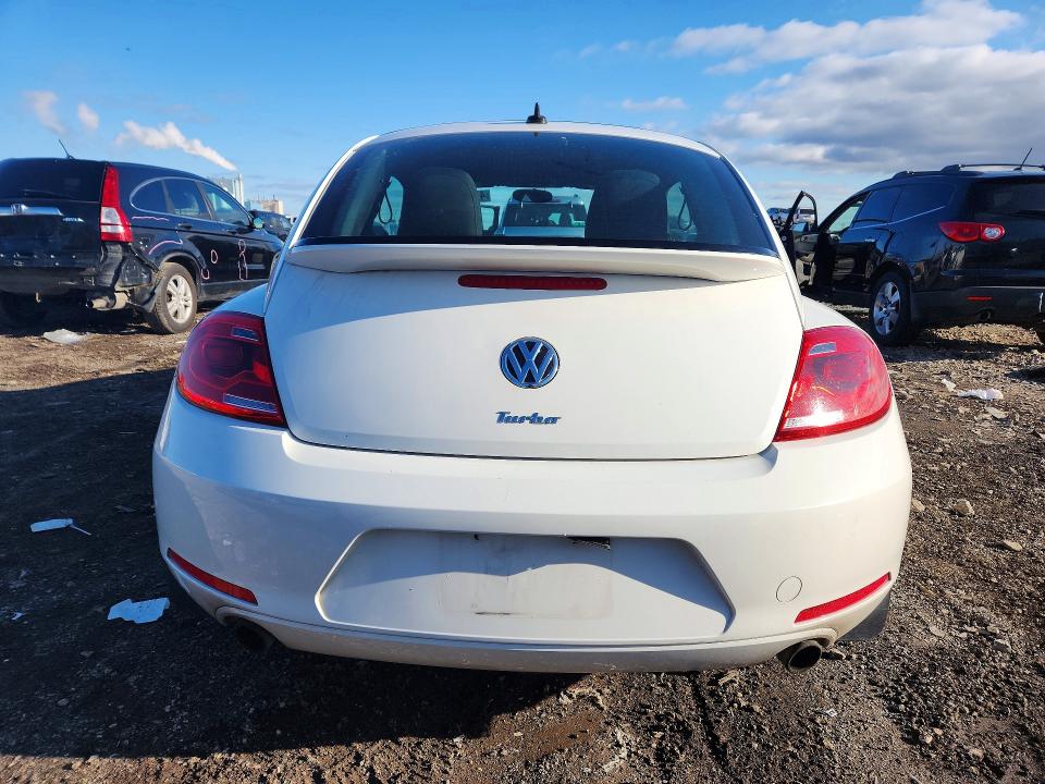 47326516 :رقم المزاد ، 3VW467AT7DM608678 vin ، 2013 Volkswagen Beetle مزاد بيع