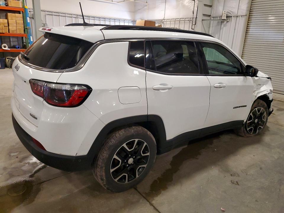 Aukcja sprzedaży 2022 Jeep Compass, vin: 3C4NJDBB2NT118800, numer aukcji: 51002406