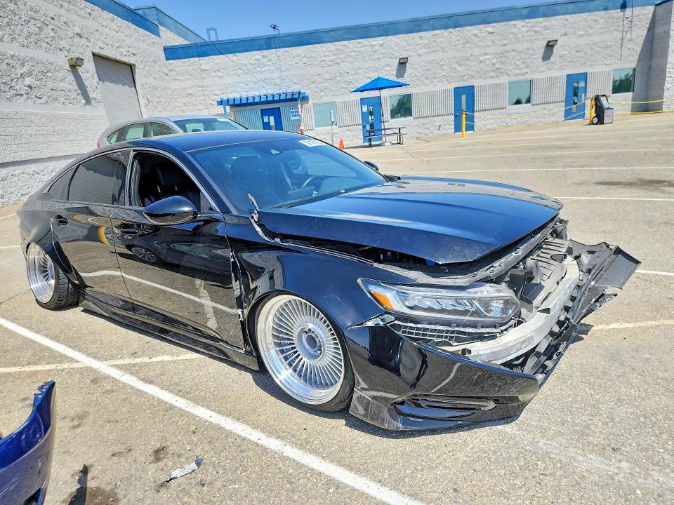 Продажа на аукционе авто 2019 Honda Accord, vin: 1HGCV1F33KA065851, номер лота: 50140426