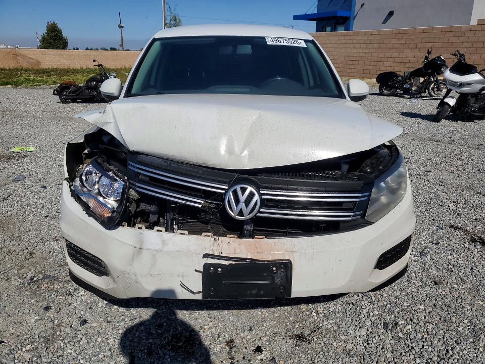 49675526 :رقم المزاد ، WVGAV3AX6EW576498 vin ، 2014 Volkswagen Tiguan مزاد بيع