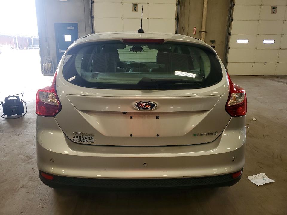 Продаж на аукціоні авто 2014 Ford Focus, vin: 1FADP3R4XEL330308, номер лоту: 51860786