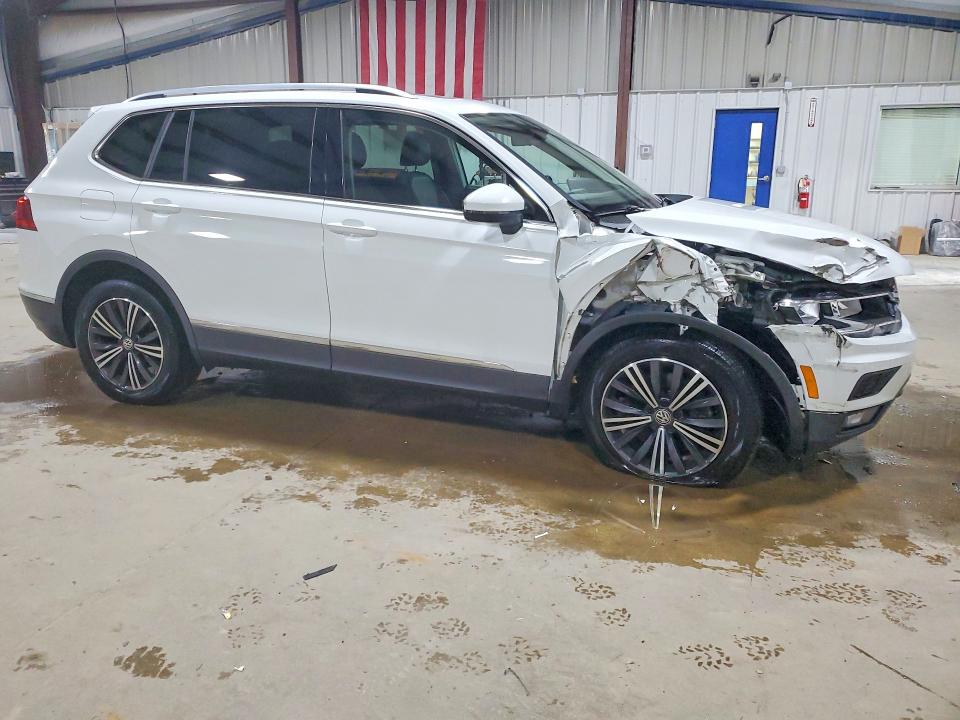 50566256 :رقم المزاد ، 3VV2B7AX8JM097309 vin ، 2018 Volkswagen Tiguan مزاد بيع