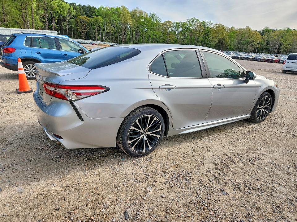 Aukcja sprzedaży 2018 Toyota Camry, vin: 4T1B11HK4JU576598, numer aukcji: 48947546