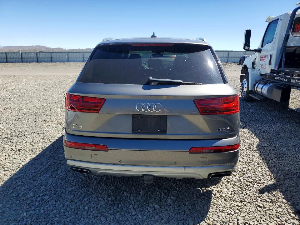 Продажа на аукционе авто 2017 Audi Q7, vin: WA1LAAF76HD026539, номер лота: 47986646