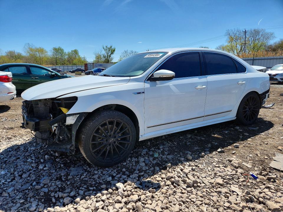 50564306 :رقم المزاد ، 1VWDT7A33HC052627 vin ، 2017 Volkswagen Passat مزاد بيع