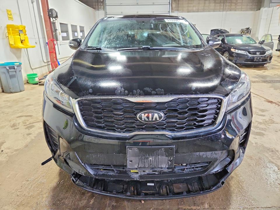 2019 Kia Sorento მანქანა იყიდება აუქციონზე, vin: 5XYPG4A31KG585484, აუქციონის ნომერი: 51559876