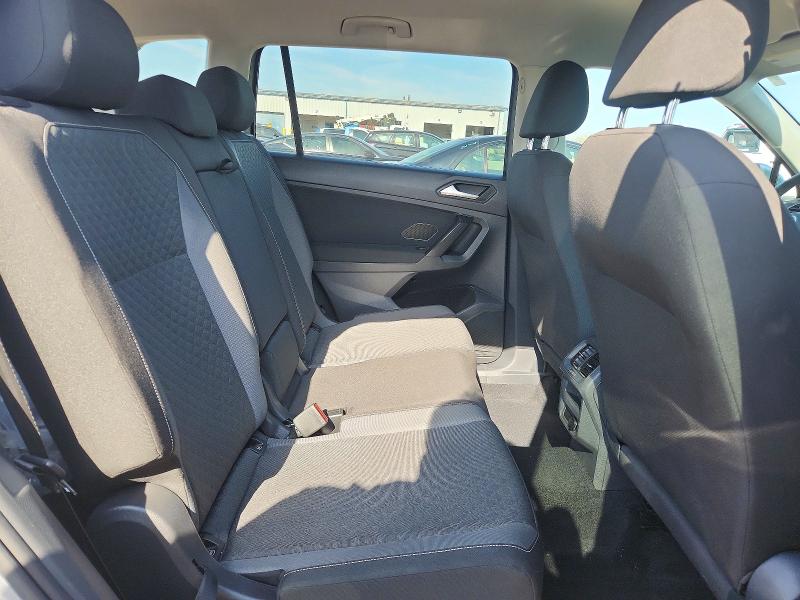 Продажа на аукционе авто 2021 Volkswagen Tiguan, vin: 3VV1B7AX5MM082461, номер лота: 50111746