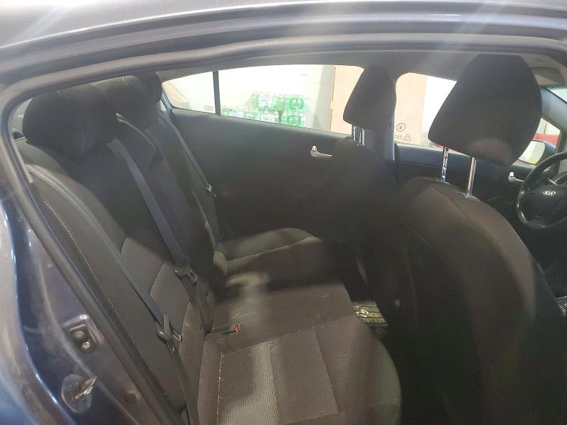 51318796 :رقم المزاد ، 3KPFK4A77JE207081 vin ، 2018 Kia Forte مزاد بيع