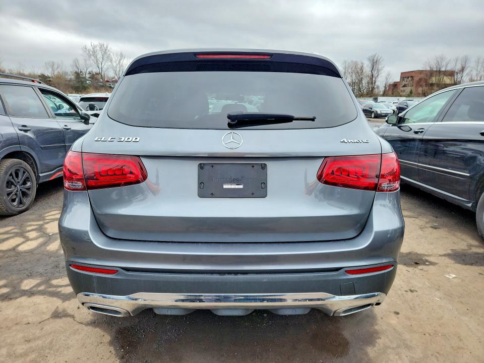 48667726 :رقم المزاد ، W1N0G8EB4LF840054 vin ، 2020 Mercedes-benz Glc مزاد بيع