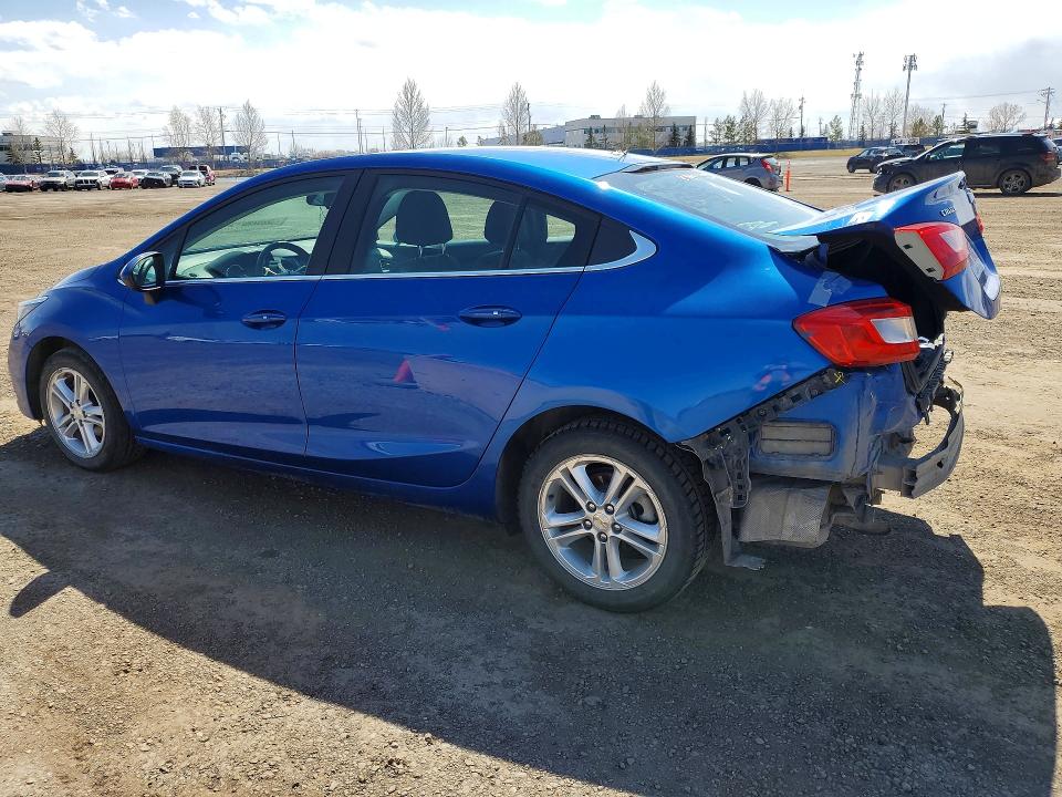 Продаж на аукціоні авто 2018 Chevrolet Cruze, vin: 1G1BE5SM7J7128163, номер лоту: 50792526