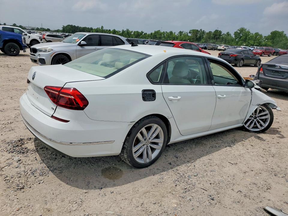 2019 Volkswagen Passat მანქანა იყიდება აუქციონზე, vin: 1VWLA7A35KC014485, აუქციონის ნომერი: 51036936