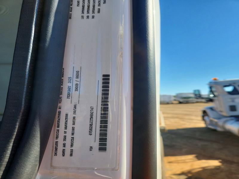 2026 Volvo Vhd მანქანა იყიდება აუქციონზე, vin: 4V5KG9EJ2TN692747, აუქციონის ნომერი: 48632776