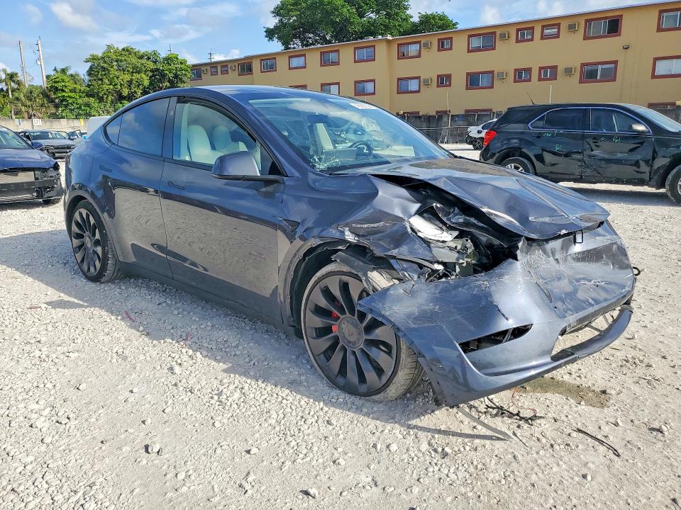 Продажа на аукционе авто 2023 Tesla Model Y, vin: 7SAYGDEF6PF924282, номер лота: 48297326