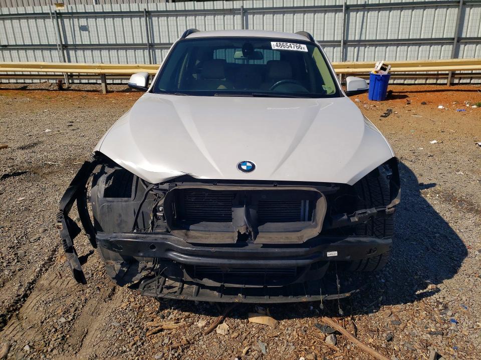 48654766 :رقم المزاد ، WBAVL1C5XFVY25403 vin ، 2015 Bmw X1 مزاد بيع