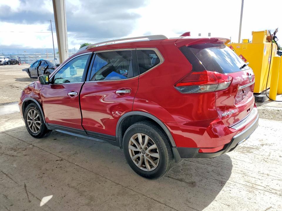 48521126 :رقم المزاد ، JN8AT2MV3HW284427 vin ، 2017 Nissan Rogue مزاد بيع