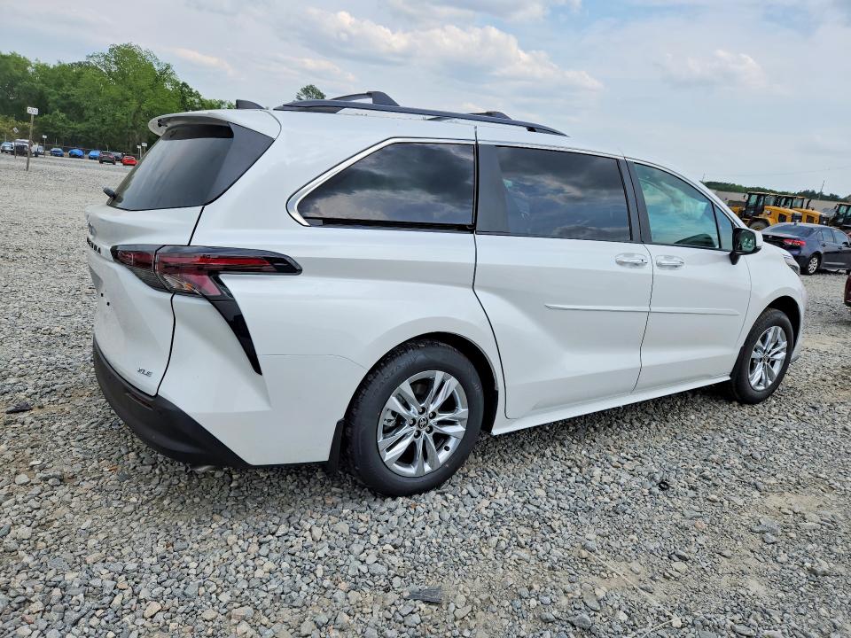 49785016 :رقم المزاد ، 5TDYSKFC5TS251981 vin ، 2026 Toyota Sienna مزاد بيع