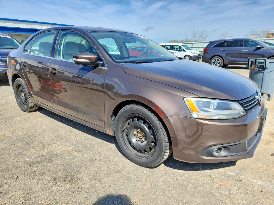 Продажа на аукционе авто 2011 Volkswagen Jetta, vin: 3VWLZ7AJ4BM330725, номер лота: 50972386