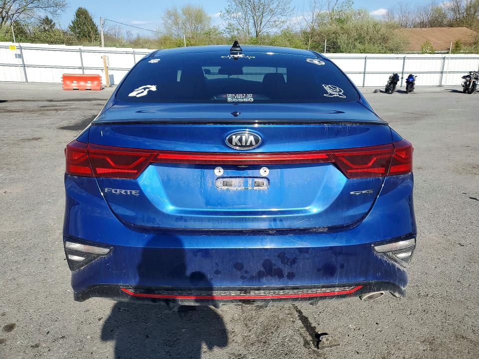 2020 Kia Forte მანქანა იყიდება აუქციონზე, vin: 3KPF34AD5LE243552, აუქციონის ნომერი: 49972046