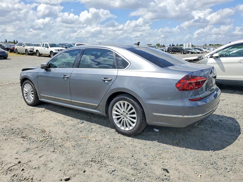 Продажа на аукционе авто 2017 Volkswagen Passat, vin: 1VWBT7A31HC002087, номер лота: 50905566