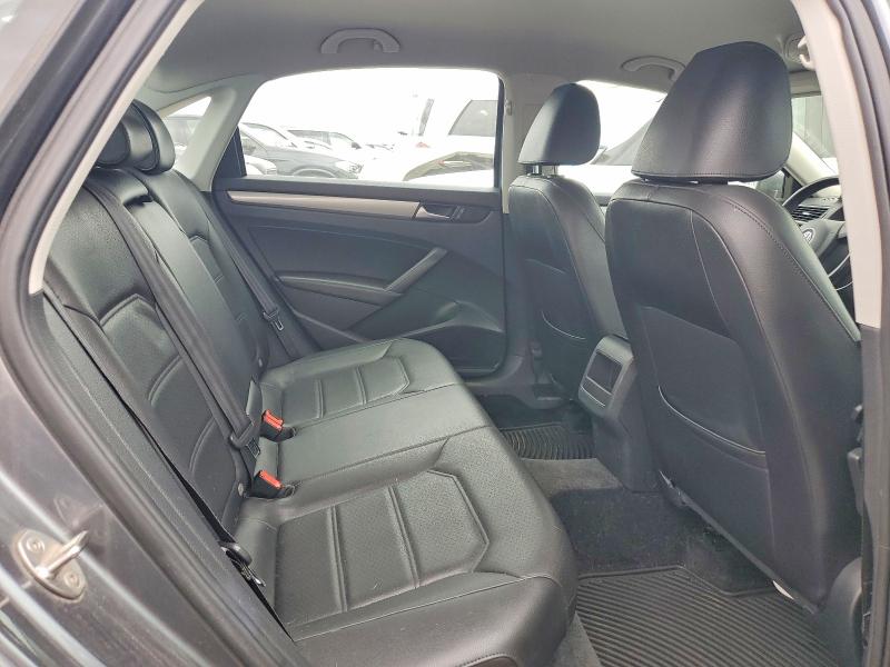 Продаж на аукціоні авто 2015 Volkswagen Passat, vin: 1VWAT7A32FC112493, номер лоту: 51209346