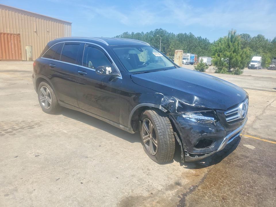 49315606 :رقم المزاد ، WDC0G4JB5HF122780 vin ، 2017 Mercedes-benz Glc مزاد بيع