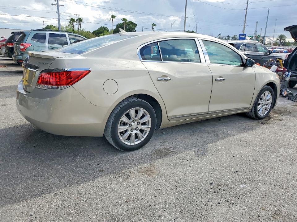 2013 Buick Lacrosse მანქანა იყიდება აუქციონზე, vin: 1G4GC5ER4DF256828, აუქციონის ნომერი: 48596456