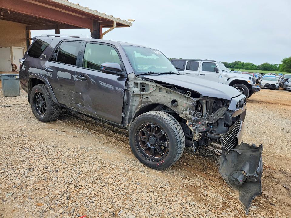 2016 Toyota 4runner მანქანა იყიდება აუქციონზე, vin: JTEZU5JR4G5117904, აუქციონის ნომერი: 51753856