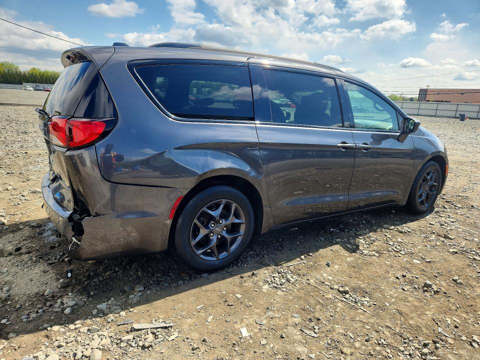 2018 Chrysler Pacifica მანქანა იყიდება აუქციონზე, vin: 2C4RC1EG5JR332744, აუქციონის ნომერი: 49988706