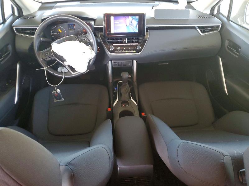 49865496 :رقم المزاد ، 7MUCAABG3PV078179 vin ، 2023 Toyota Corolla Cross مزاد بيع