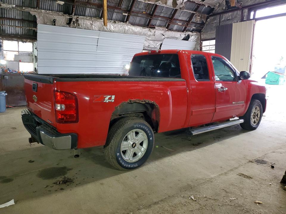 Продажа на аукционе авто 2011 Chevrolet Silverado, vin: 1GCRKSE38BZ202552, номер лота: 50695836
