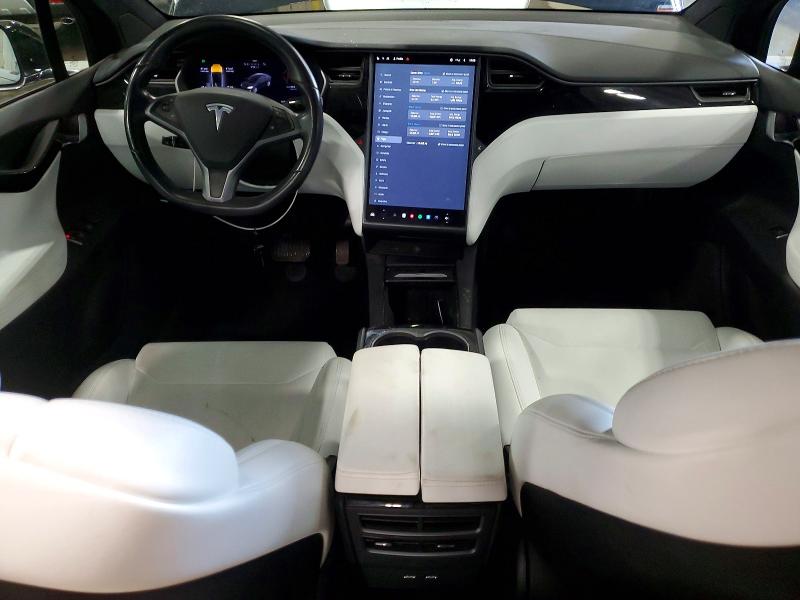 Продажа на аукционе авто 2018 Tesla Model X, vin: 5YJXCDE25JF110956, номер лота: 49654826