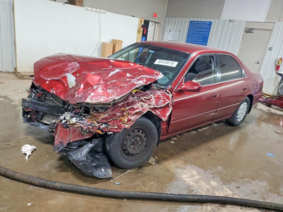48436616 :رقم المزاد ، JT2BG22KXX0374679 vin ، 1999 Toyota Camry مزاد بيع