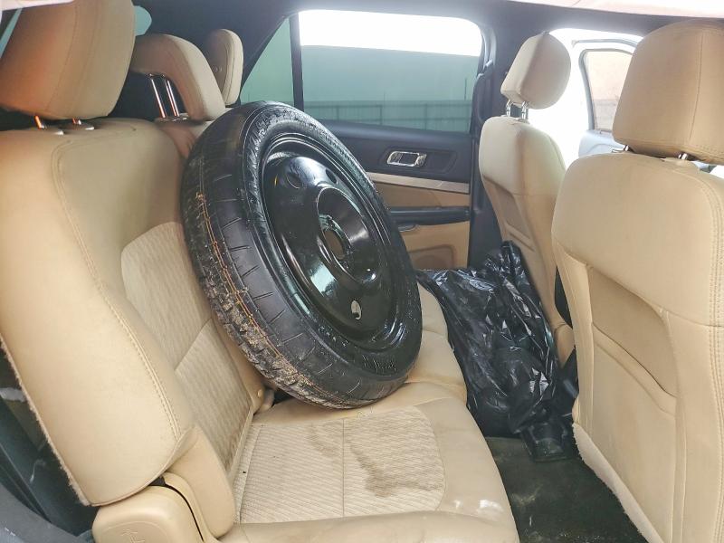 51596676 :رقم المزاد ، 1FM5K7B82HGD86947 vin ، 2017 Ford Explorer مزاد بيع