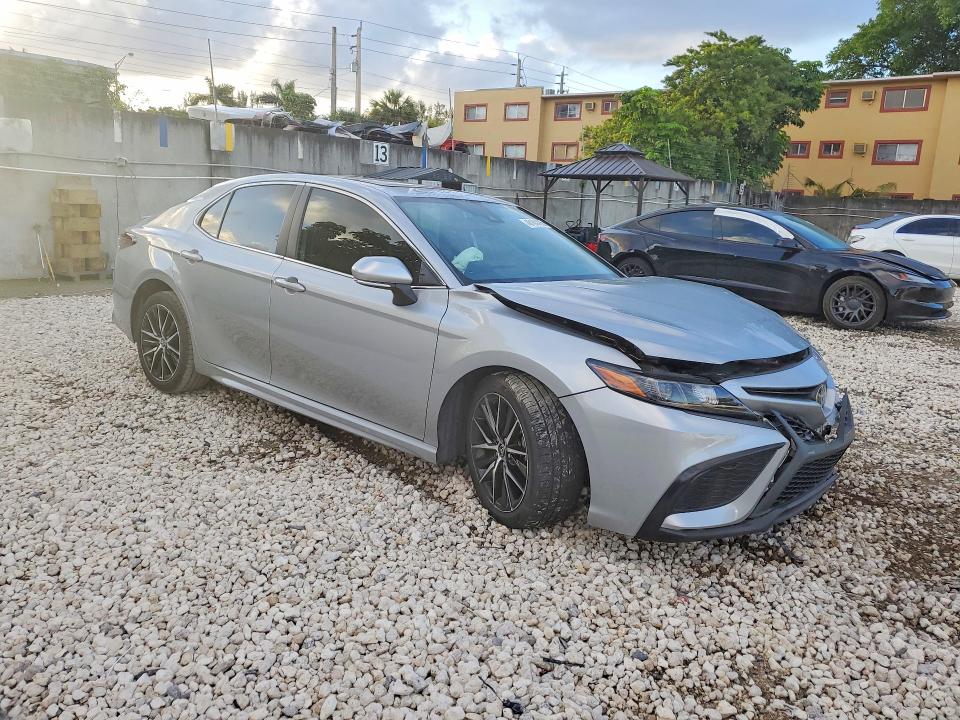 Продаж на аукціоні авто 2022 Toyota Camry, vin: 4T1S11AK2NU685822, номер лоту: 48194426