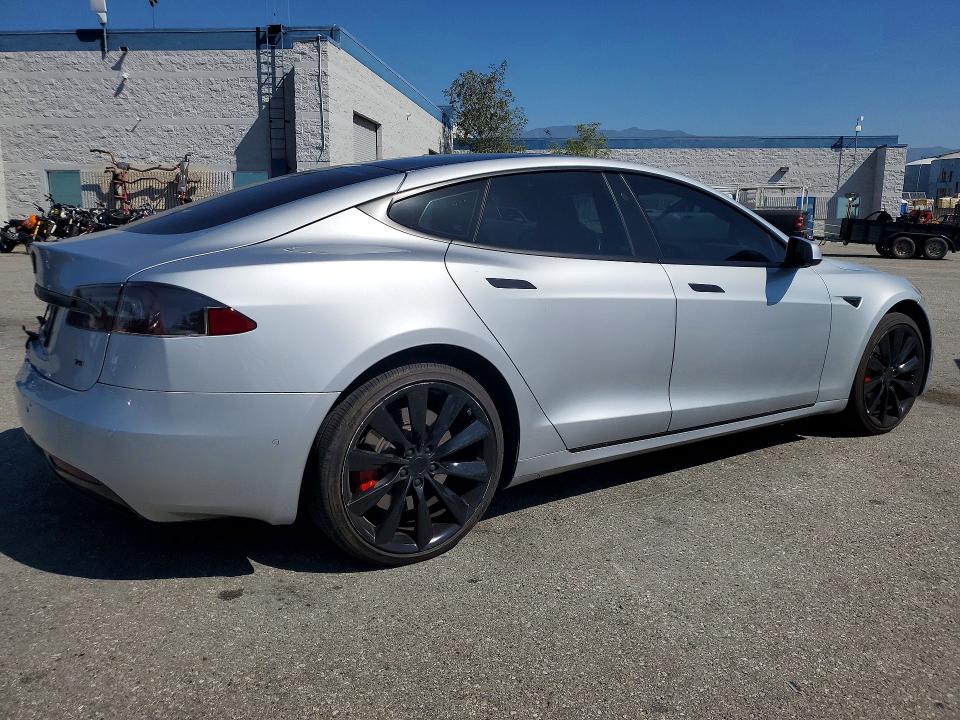 Продаж на аукціоні авто 2017 Tesla Model S, vin: 5YJSA1E16HF196150, номер лоту: 49516346