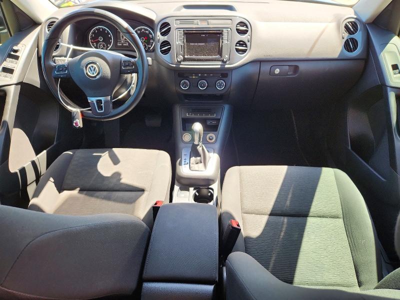 50450696 :رقم المزاد ، WVGAV7AXXJK004181 vin ، 2018 Volkswagen Tiguan Limited مزاد بيع