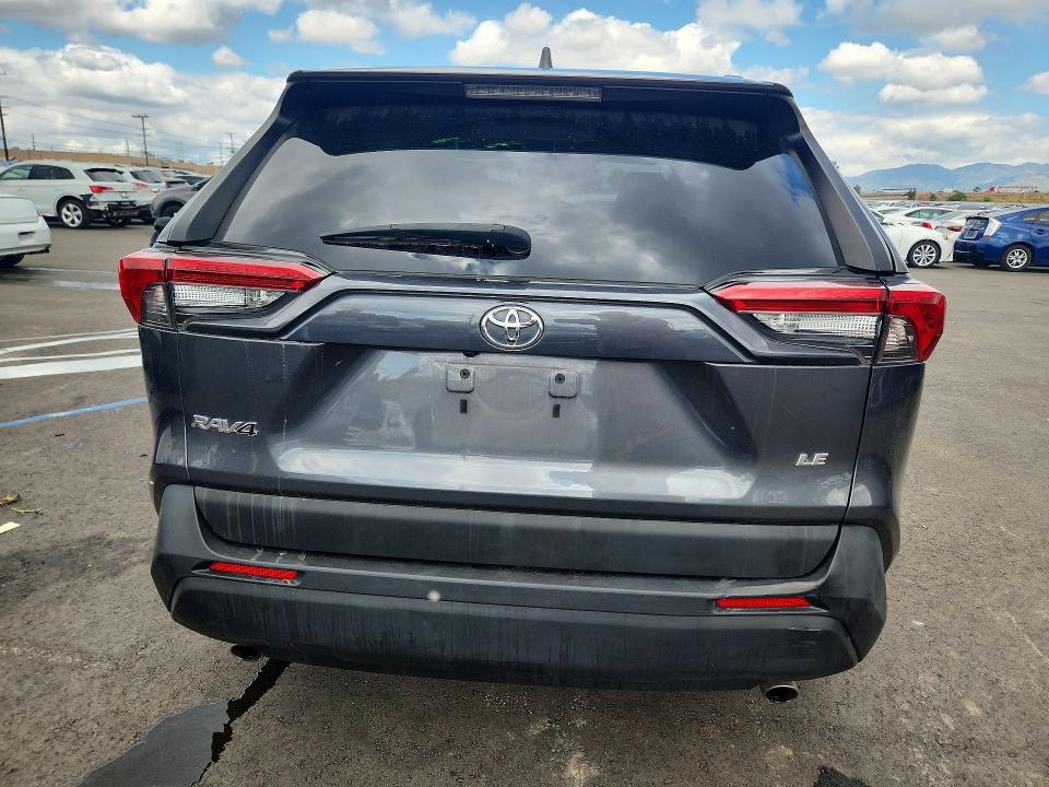 Продаж на аукціоні авто 2021 Toyota Rav4, vin: 2T3H1RFV4MC099545, номер лоту: 48234176