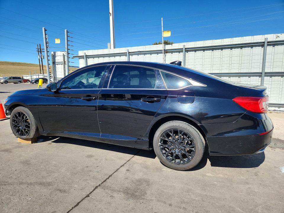 49753246 :رقم المزاد ، 1HGCV1F10JA053329 vin ، 2018 Honda Accord مزاد بيع