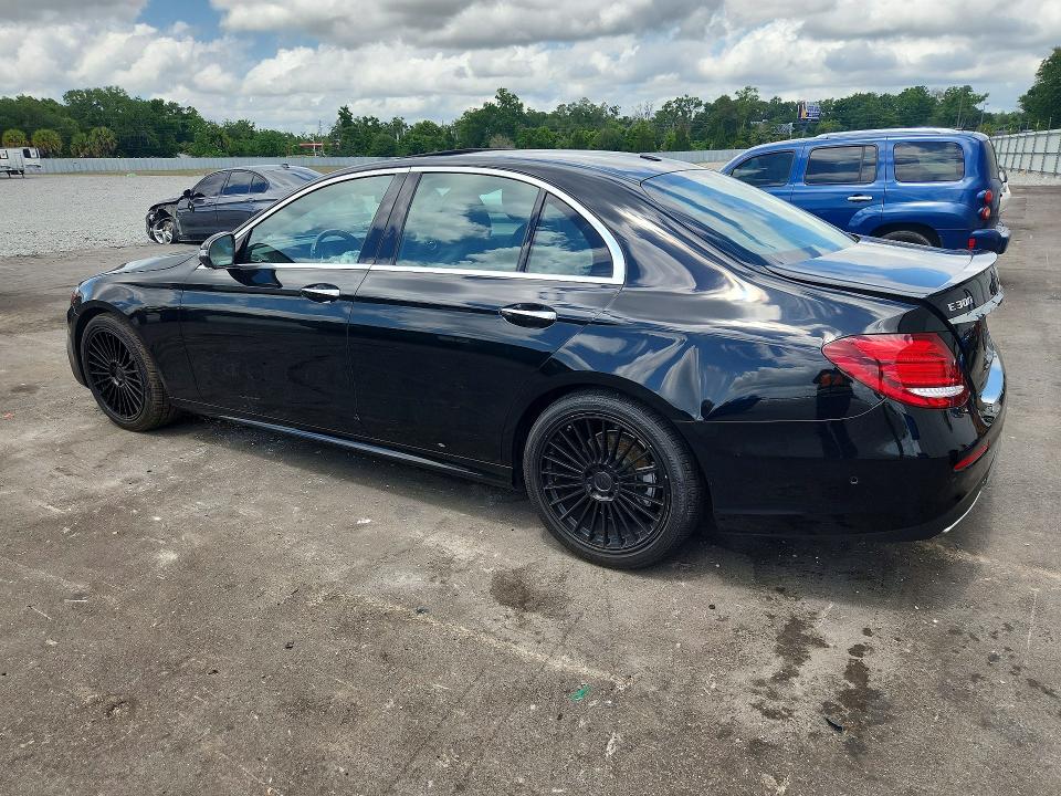 51346956 :رقم المزاد ، WDDZF4JB3KA543231 vin ، 2019 Mercedes-benz E مزاد بيع