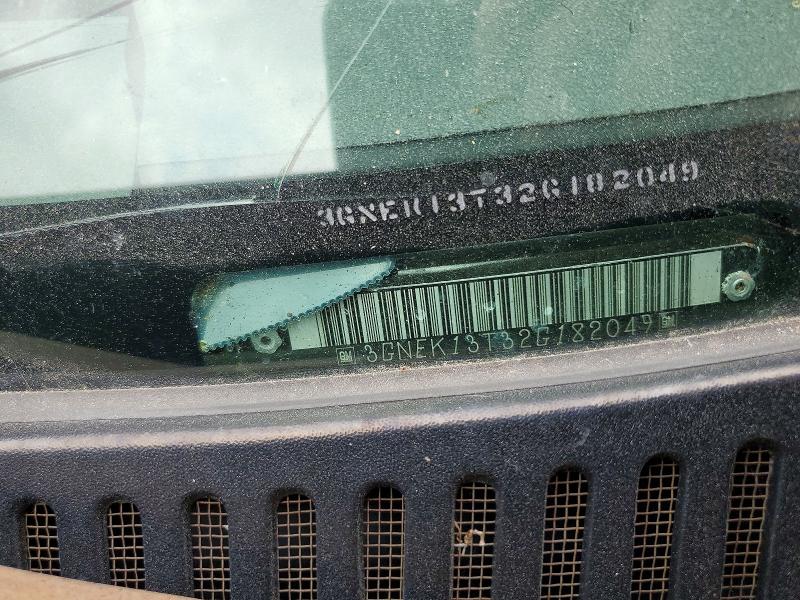 51163006 :رقم المزاد ، 3GNEK13T32G182049 vin ، 2002 Chevrolet Avalanche مزاد بيع