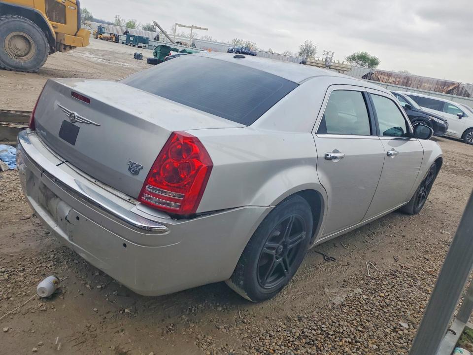 Auction sale of the 2010 Chrysler 300c, vin: 2C3CA6CT6AH145323, lot number: 48478966