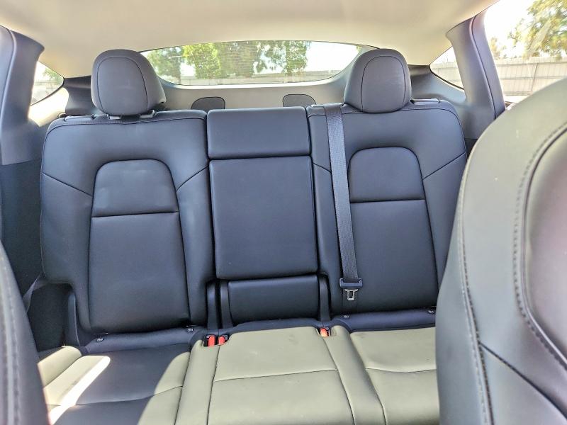 2024 Tesla Model Y მანქანა იყიდება აუქციონზე, vin: 7SAYGDEEXRA246904, აუქციონის ნომერი: 49426576