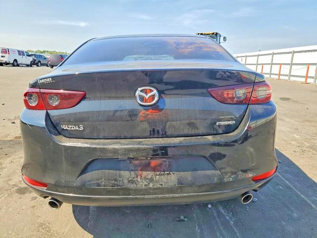 2021 Mazda 3 მანქანა იყიდება აუქციონზე, vin: JM1BPAALXM1313124, აუქციონის ნომერი: 50859756