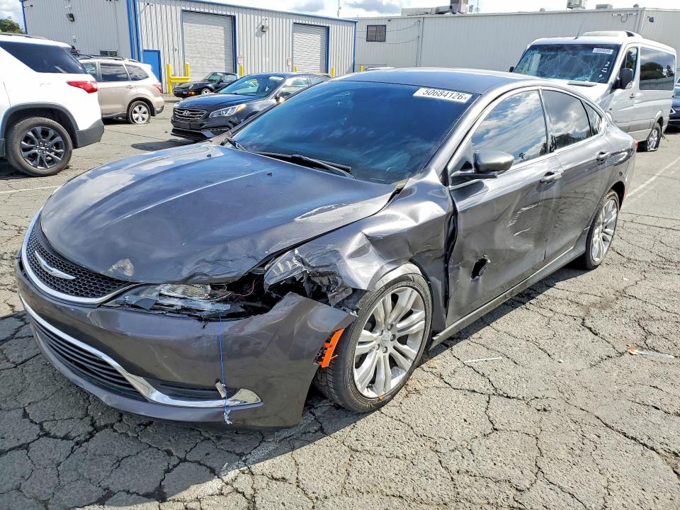 50684126 :رقم المزاد ، 1C3CCCAG2FN760464 vin ، 2015 Chrysler 200 مزاد بيع