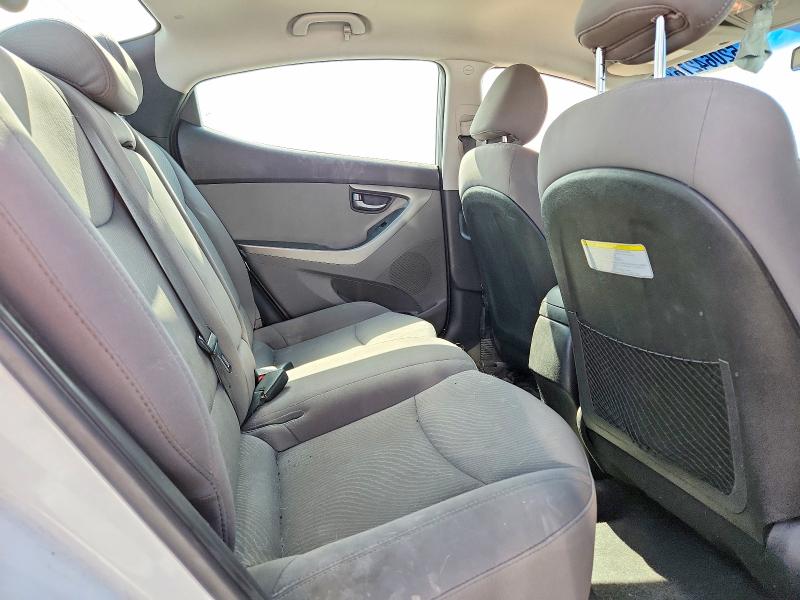 52064276 :رقم المزاد ، 5NPDH4AE5FH573404 vin ، 2015 Hyundai Elantra مزاد بيع