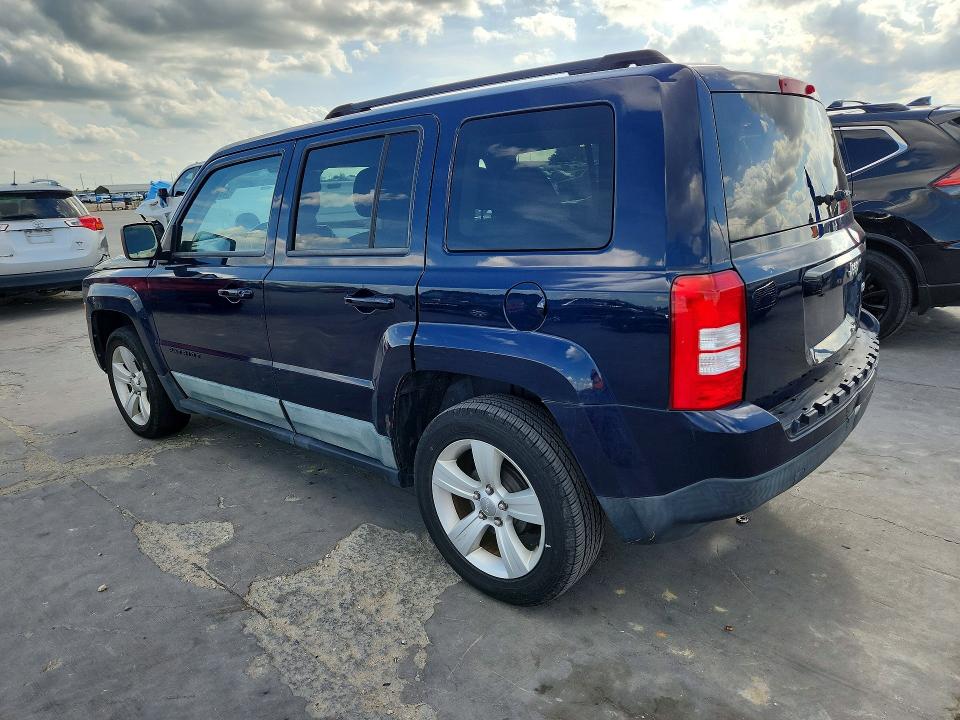 49261796 :رقم المزاد ، 1C4NJPFA9GD599589 vin ، 2016 Jeep Patriot مزاد بيع